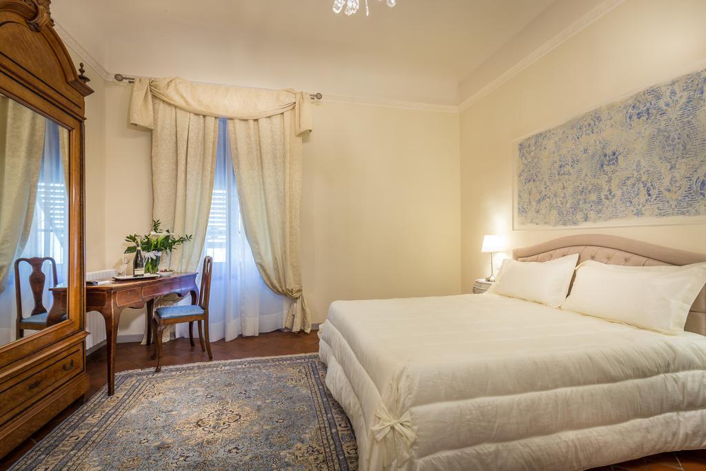 Dimora Bandinelli Bed and Breakfast Florencia Exterior foto